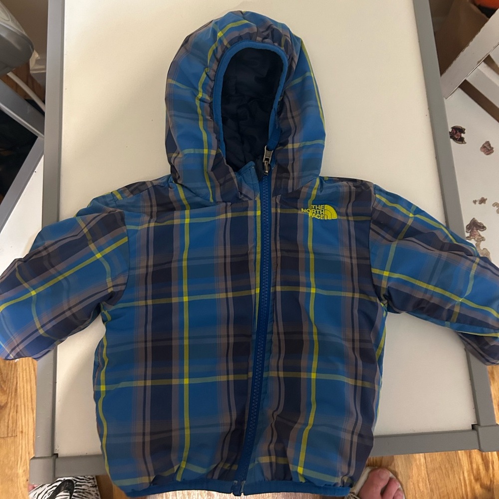 North Face Blue size 18-24 months reversible Jacket